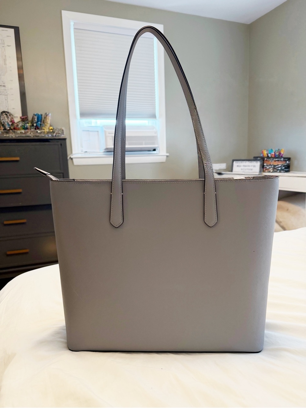 kate spade Staci Large grey leather tote bag NWOT - Picture 2 of 3